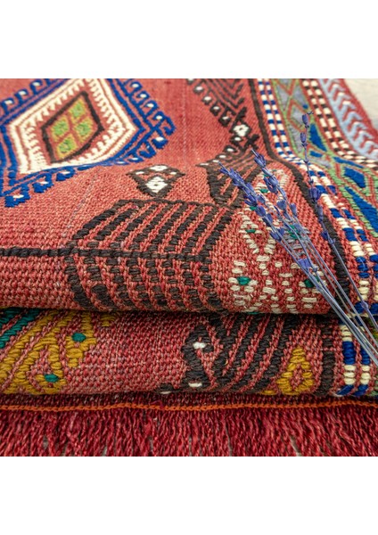 Rinat Etnik Tasarımlı El Dokuma Cicim Kilim 131X159 cm