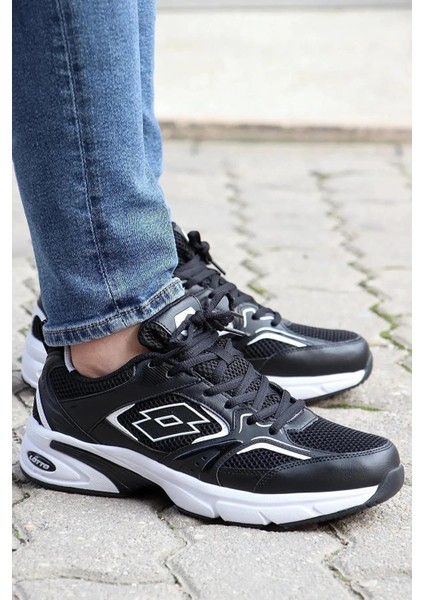 Erkek Siyah Beyaz Sneaker Hafif ve Esnek Yapısıyla Koşu ve Yürüyüş İçin İdeal