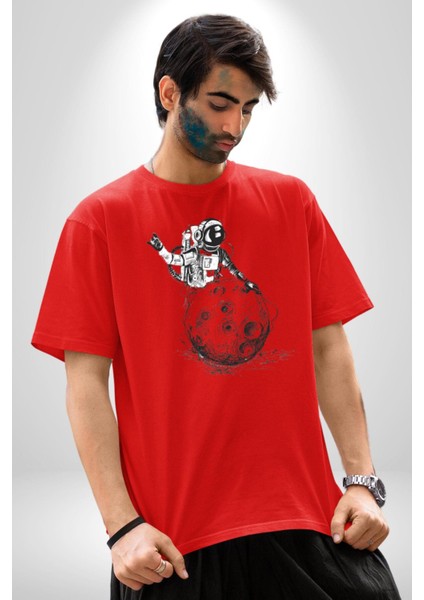 Astronot Gök Taşı Yavarlarken Pamuklu Bisiklet Yaka Kadın Erkek Oversize Boyfriend Dijital Baskılı Kırmızı T-Shirt fırsatları