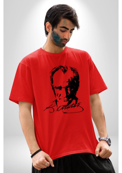 Kemal Atatürk Imza ve Silüet Pamuklu Bisiklet Yaka Kadın Erkek Oversize Boyfriend Dijital Baskılı Kırmızı T-Shirt fırsatları