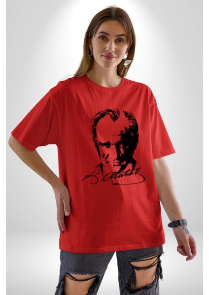 Kemal Atatürk Imza ve Silüet Pamuklu Bisiklet Yaka Kadın Erkek Oversize Boyfriend Dijital Baskılı Kırmızı T-Shirt indirimleri