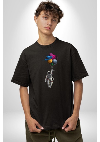 Gezegenler Balon Astronot Yükselişi Pamuklu Bisiklet Yaka Kadın Erkek Oversize Boyfriend Dijital Baskılı Siyah T-Shirt fırsatları