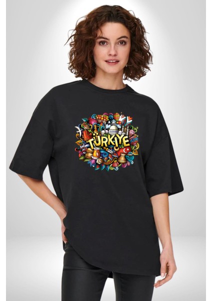 Turkiye Özel Karakterleri Pamuklu Bisiklet Yaka Kadın Erkek Oversize Boyfriend Dijital Baskılı Siyah T-Shirt