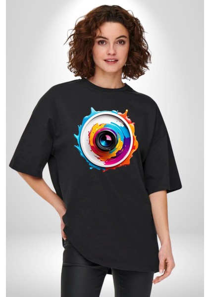 Fotoğraf Makinesi Camera Lens Pamuklu Bisiklet Yaka Kadın Erkek Oversize Boyfriend Dijital Baskılı Siyah T-Shirt fiyatları