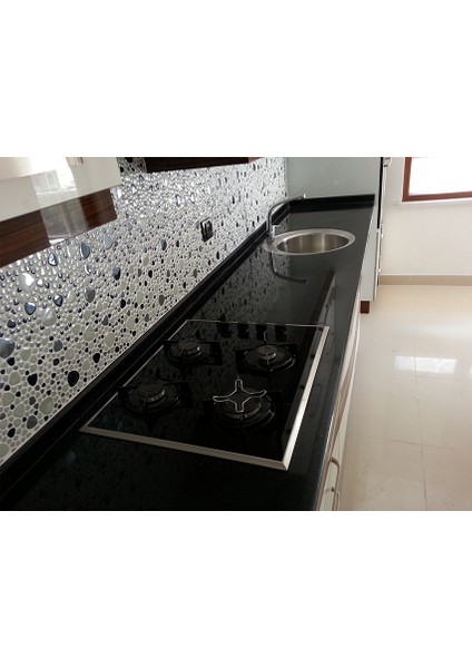Mutfak, Banyo, Havuz, Sauna, Spa ve Yaşam Alanlarının Tüm Yüzeyleri Için Damla Cam Mozaik. File Ölçüsü: 31.5X31.5 Cm. ( 1 Koli = 1 m2 Fiyatıdır )