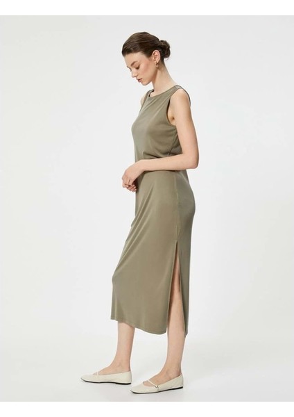 Midi Elbise Modal Karışımlı Bisiklet Yaka Kolsuz Slim Fit - Koton - 4SAK80349EK - Haki - S