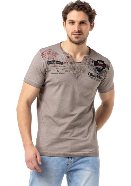 CT783 Düğmeli V Yaka California Baskılı Erkek Tişört