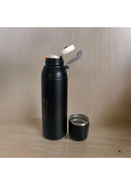Yüksek Yalıtımlı Paslanmaz Çelik Bardaklı Siyah Sıcak/soğuk 700 ml Termos