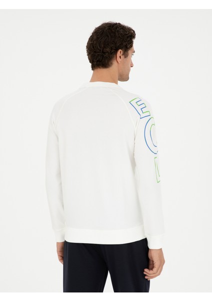 Erkek Beyaz Regular Fit Sweatshirt 50284566-VR013 indirimleri