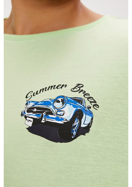 Dustin Yeşil Baskılı Erkek Tişört fiyatları