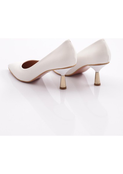 340-1 Kadin Sivri Burun Parmak Dekolteli Topuklu Ayakkabi modelleri