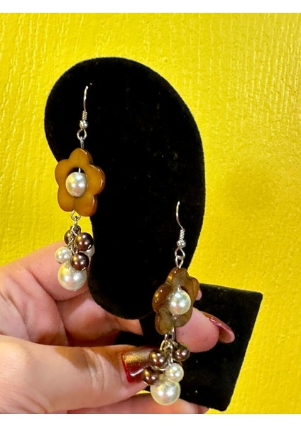 Sedef Çiçekli Boncuklu Kadın Küpe Boy 5 cm fiyatları