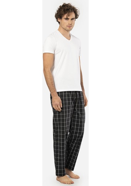V Yaka Kısa Kol T-Shirt ve Cepli Ekoseli Alt Pijama Takım