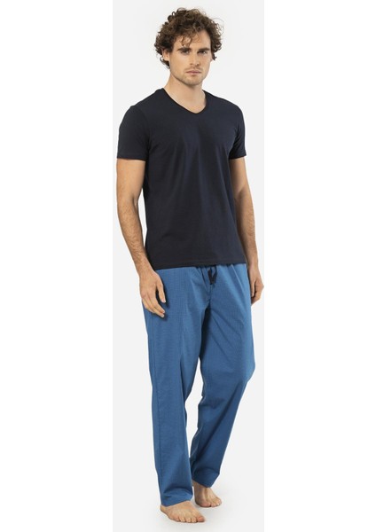 V Yaka Kısa Kol T-Shirt ve Cepli Ekoseli Alt Pijama Takım