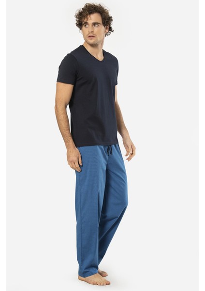 V Yaka Kısa Kol T-Shirt ve Cepli Ekoseli Alt Pijama Takım modelleri