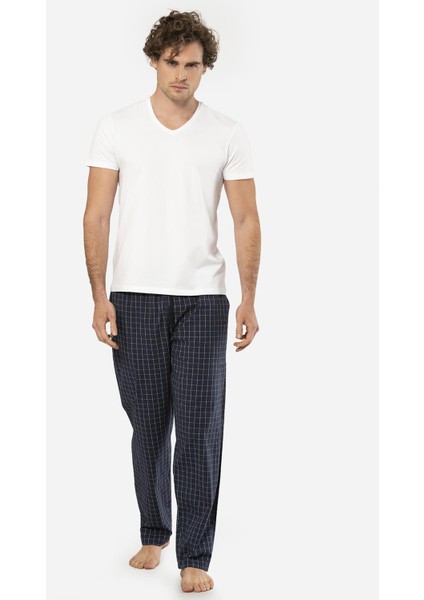 V Yaka Kısa Kol T-Shirt ve Cepli Ekoseli Alt Pijama Takım modelleri