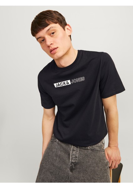 Erkek Gögüs Baskili Tisört - Corplogo fırsatları