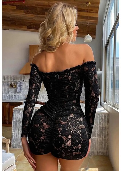 Büzgülü Bağlama Detaylı Vücuda Oturan Gösteren Dantel Mini Elbise Geniş Beden Aralığı