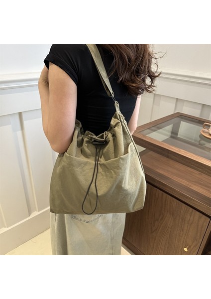 Rahat Büyük Kapasiteli Kadın 2024 Yeni Moda Yüksek Kaliteli Koltuk Altı Çantası Sınıfı Işe Gidiş-Geliş Omuz Askılı Çanta (Yurt Dışından)