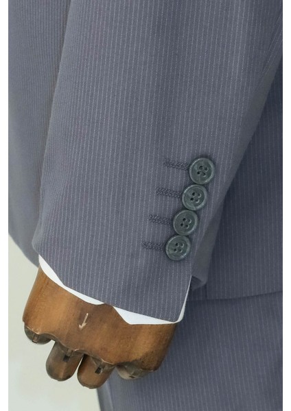 Geniş Sivri Yakalı Çizgili Desenli Slim Fit Gri Erkek Kruvaze Takım Elbise - Wessi indirimleri