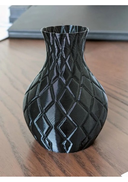 Elmas Tasarımlı Vazo ( 18 Cm )