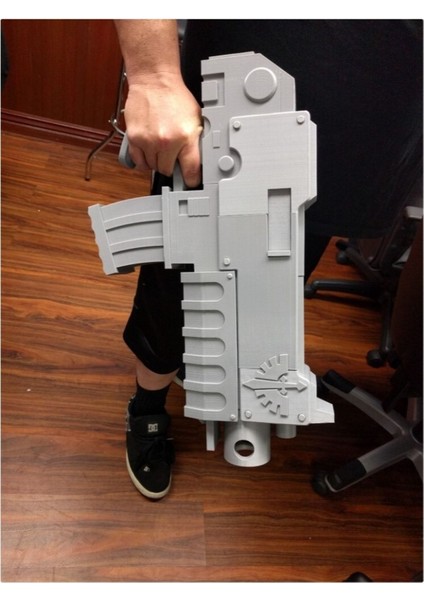 Warhammer 40K Bolter Oyuncak Silah 55 cm (Dev Boy)