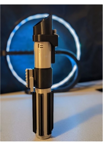 Dart Vader'in Işın Kılıcı Kabzası Star Wars (Standlı)