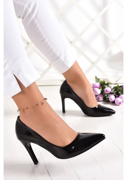Gowa Siyah Rugan Klasik Stiletto fiyatları