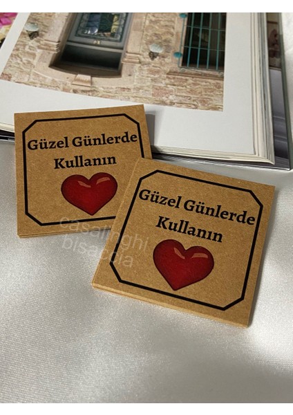 Kraft Güzel Günlerde Kullanın Kartı E Ticaret Hediye Kartı 5x5 cm - 40 Adet