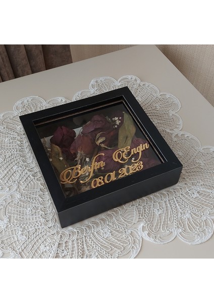 20X20X5 cm Isimli Siyah Anı Çerçevesi! Yeni Moda Çiçek Anı Çerçevesi! modelleri
