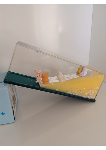 Batmayan Renkli Sulu Figürlü Akvaryum Içinde Lüks Hediyelik,dekoratif Obje, 14X5X4 cm