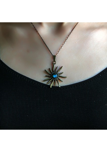 Doğal Taş Labradorit Doğal Taşlı Güneş Desen Kadın Doğal Taş Otantik Kolye EUK7LB modelleri