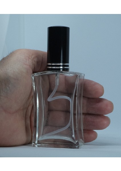 Boş Parfüm Şişesi 50 ml (2 Adet) Içbükey Siyah Metal Valf ve Kapak