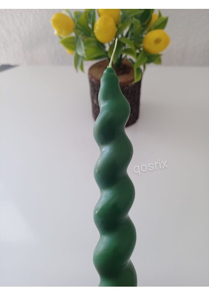 Yeşil Italyan Burgulu Şamdan Mumu Doğal Kokulu Uzun Çubuk Konik Burgu Spiral Mum Dekoratif 1 Adet