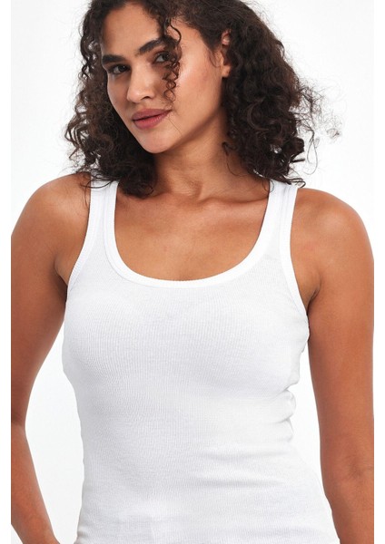 Kadın Beyaz Fitilli Görünümlü Askılı Kalın Basic Atlet Bluz modelleri