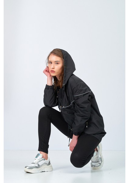 Kadın Siyah Yağmurluk fiyatları