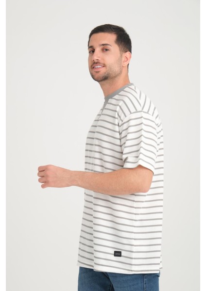 Zarf Yaka Detaylı Çizgili Oversize T-Shirt - Mint Yesili