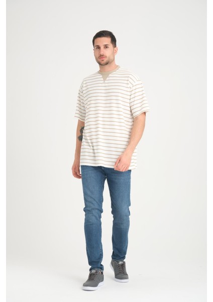 Zarf Yaka Detaylı Çizgili Oversize T-Shirt - Kum Beji modelleri