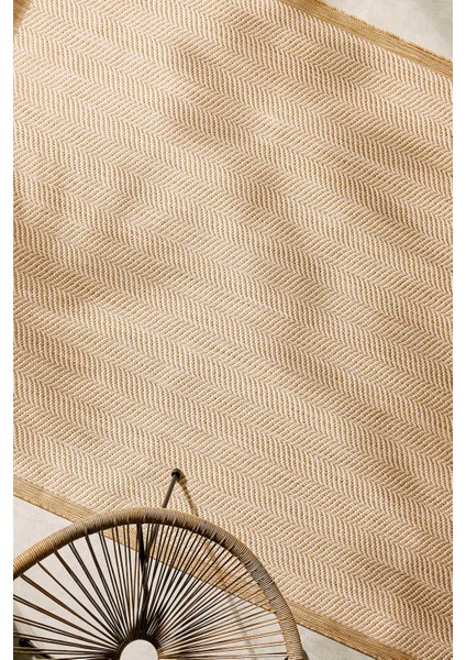 Leke Tutmaz Iç Dış Mekan Bej Renk Balıksırtı Halı Kilim 160 x 230 cm
