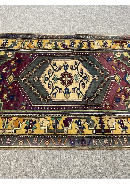 El Dokuma Eskitme Yahyalı Halısı 97X164 Sarı Mor %100 Yün Halı modelleri