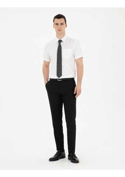 Erkek Beyaz Regular Fit Kısa Kollu Basic Gömlek 50286403-VR013