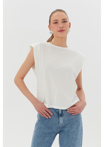 Vatkalı Ekru Kadın Tshirt