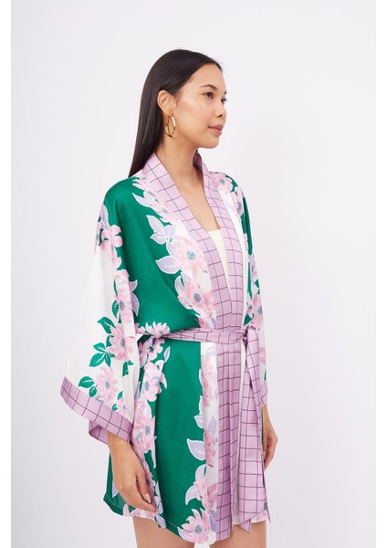 LILAC CHARM SHORT KIMONO Baskılı Saten Kadın Kısa Kimono - Yeşil/Pembe