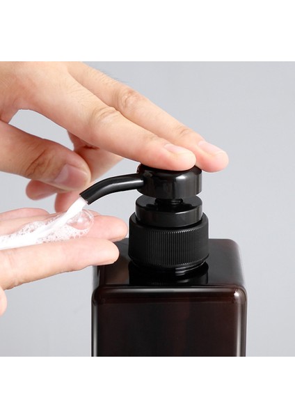 Siyah Stil 650ML Losyon Dispenseri Seyahat Depolama Şişeleri Doldurulabilir Pompa Şişeleri Şampuan Duş Jeli Kremi Sabunluk Banyo Aksesuarı (Yurt Dışından) indirimleri