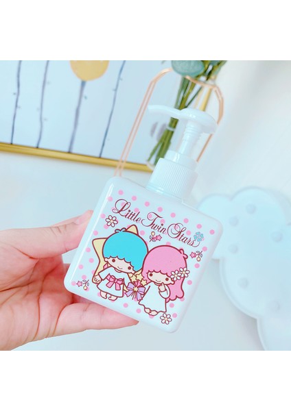 250 ml Tarzı Karikatür Banyo Sabunluk Kitty Plastik Sabun Şişesi Duş Banyo Şişesi Taşınabilir Ev Seyahat Losyon Şişesi Mutfak (Yurt Dışından) indirimleri