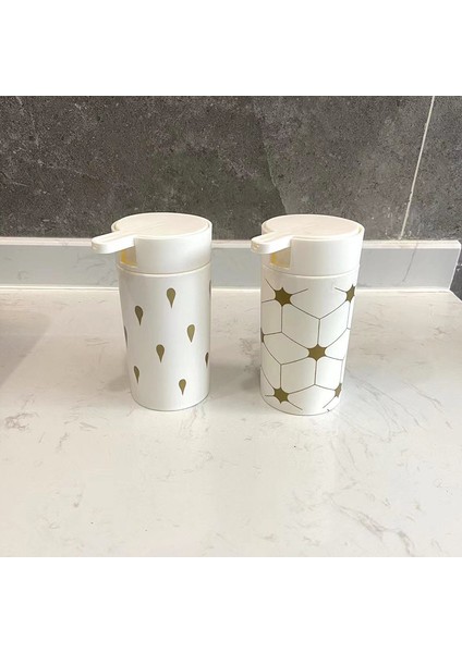 Siyah2 Tarzı Sabun Şişesi 320ML Banyo Aksesuarları Plastik Losyon Şampuanlık Duş Jeli Tutucu Sabunluk Ev Dekorasyon Için (Yurt Dışından) modelleri