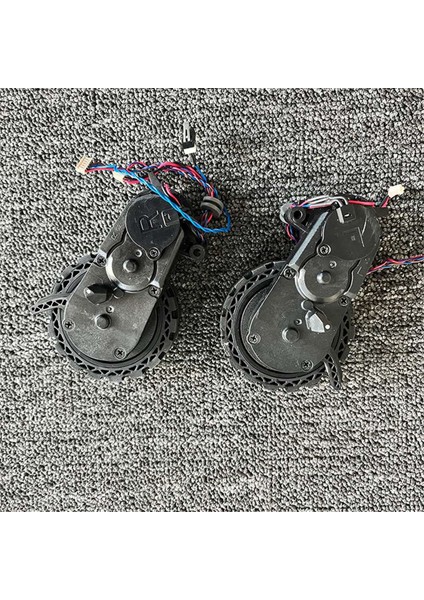 Deebot Ozmo T8MAX/T9/N8/DX65 Yedek Parça Robotlu Süpürge Tekerlek Yedek Aksesuarlar L (Yurt Dışından)