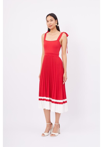 Styleboom x Peraluna Kelly Dress Askılı Bağlama Detaylı Rahat Kesim Midi Boy Yazlık Kadın Triko Elbise - Kırmızı