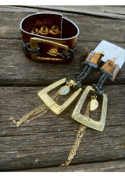 Altın Deri Tasarım Bileklik ve Küpe Seti fiyatları