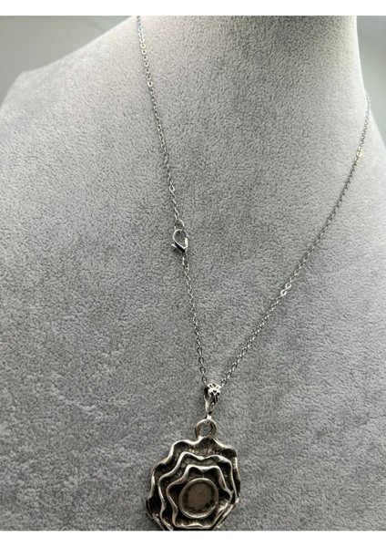 Döküm Kabartmalı Gül Kolye modelleri